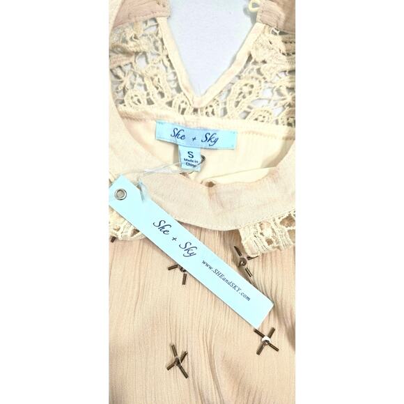 NWT women’s boho style dress by She +Sky. Size small - Picture 6 of 8